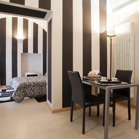 Apartment Comfortable In Piazza, 30 M², Fireplace & Balcony Mondovì